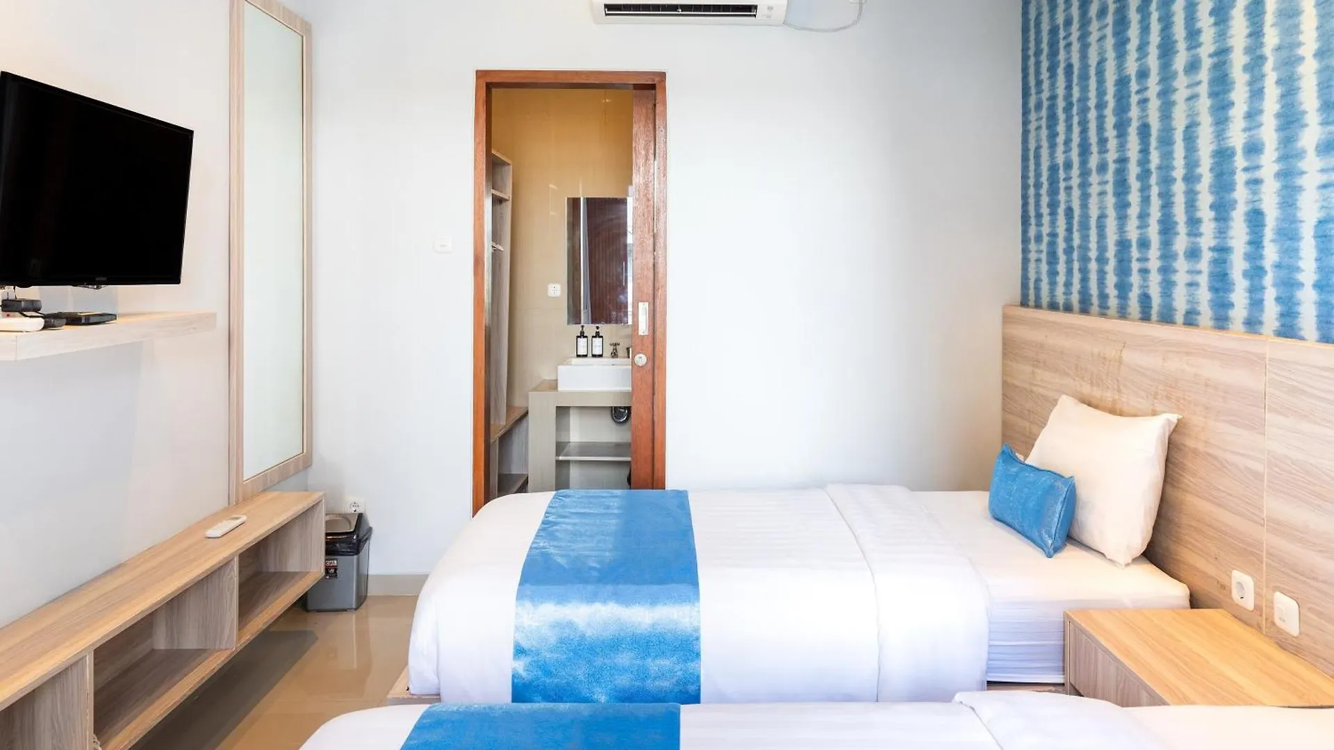 Mahesa Suites Seminyak 3*,  Indonesien